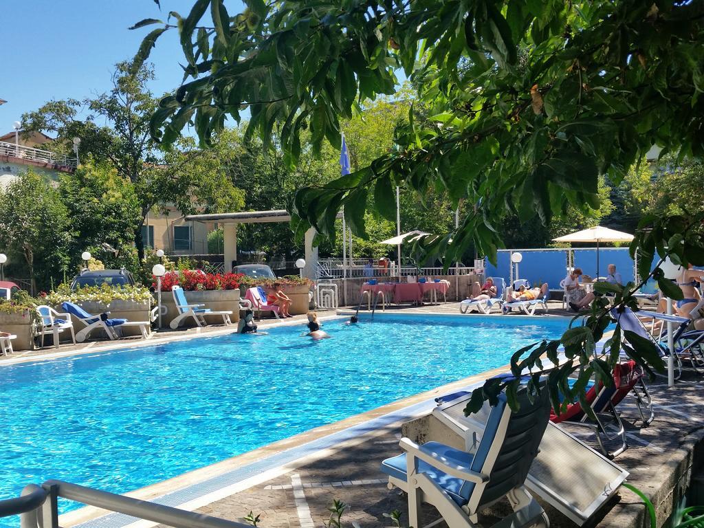 Mondial Park Hotel Fiuggi Εξωτερικό φωτογραφία